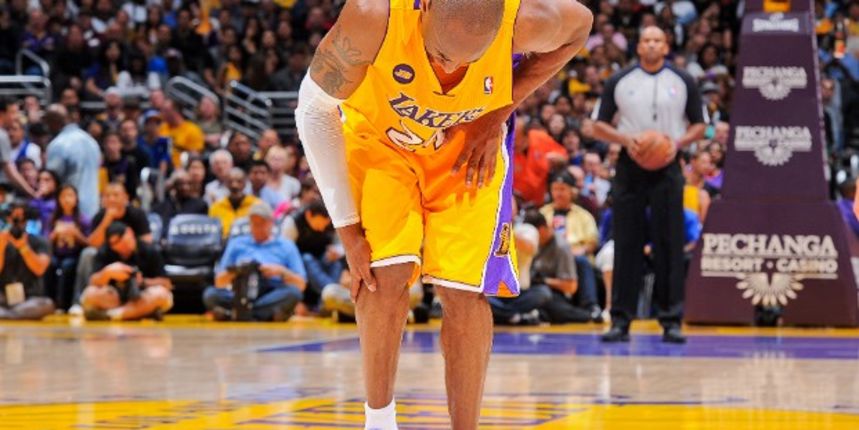Ozljeđeni Kobe Bryant, foto: nba.com Ozljeđeni Kobe Bryant, foto: nba.com