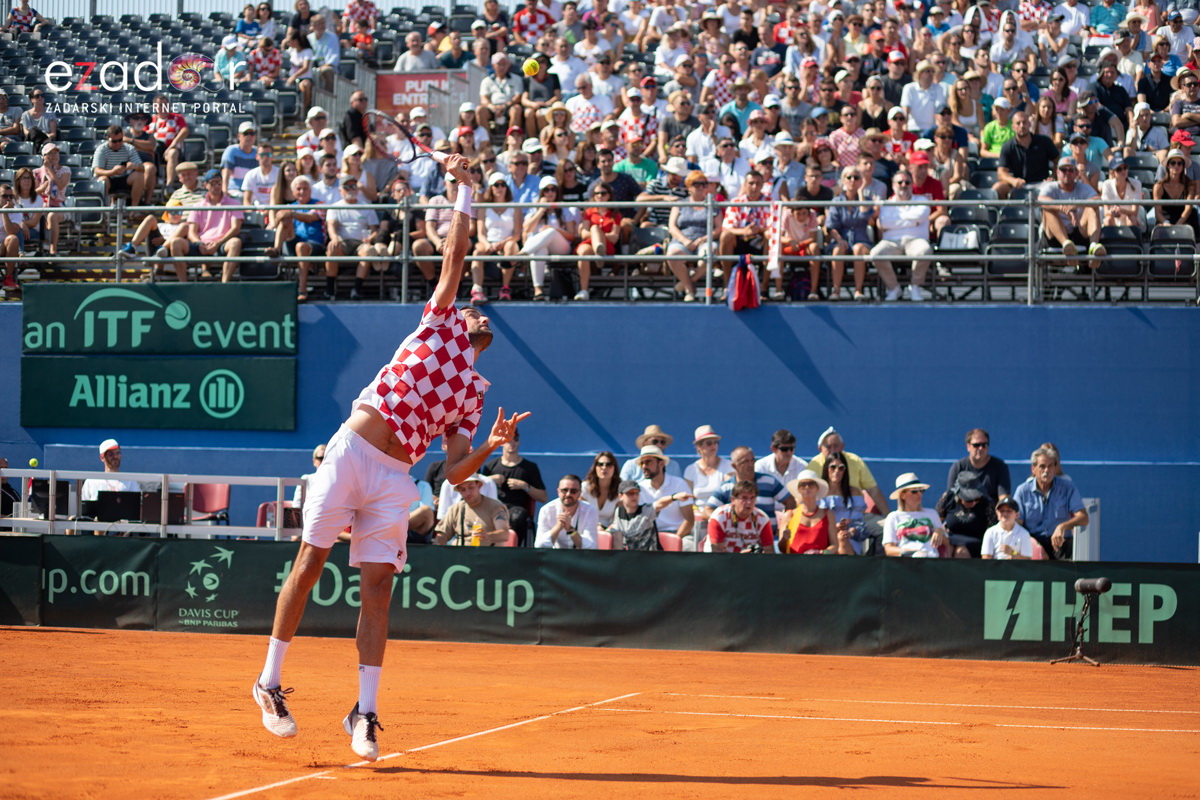 Davis Cup: Vruća navijačka atmosfera u meču Ćilića i Querreya