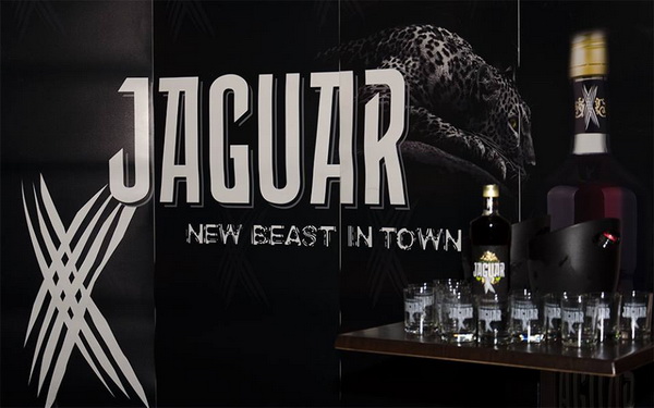 Yachting Bar: Maraska Party, Foto: Frane Pavić & Tome Grbeša Yachting Bar: Maraska Party, Foto: Frane Pavić & Tome Grbeša