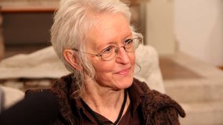 Glazbeno-plesni performans “Ona koja nosi”, foto: Iva Perinčić Glazbeno-plesni performans “Ona koja nosi”, foto: Iva Perinčić