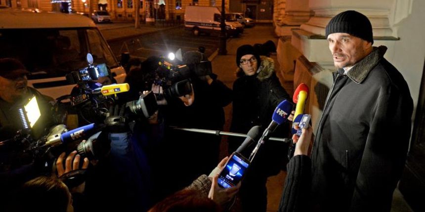 01.01.2014., Zagreb – Policija je sprovela Josipa Perkovica na zagrebacki Zupanijski sud.Anto Nobilo, odvjetnik Josipa Perkovica daje izjavu novinarima nakon posjeta svom klijentu. Photo: Marko Prpic/PIXSELL Autor  Marko Prpic/PIXSELL KLJUČNE RIJEČI  An