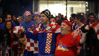 Malmo, 190111.
Malmo Arena, 22. svjetsko rukometno prvenstvo, utakmica izmedju Hrvatske i Srbije.
Na fotografiji: navijaci.
Foto: Ante Cizmic / CROPIX Malmo, 190111.
Malmo Arena, 22. svjetsko rukometno prvenstvo, utakmica izmedju Hrvatske i Srbije.
Na fotografiji: navijaci.
Foto: Ante Cizmic / CROPIX