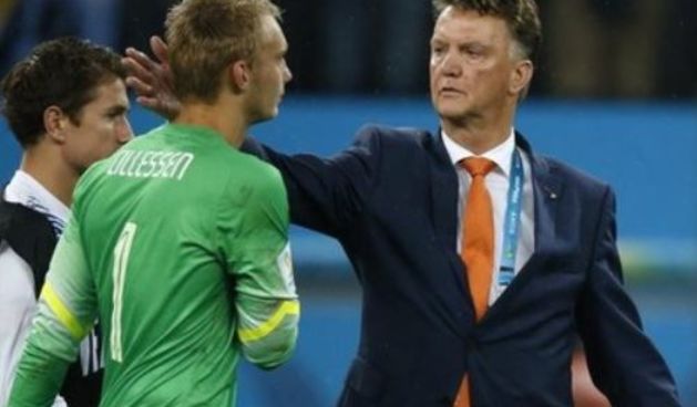 Louis van Gaal i Jasper Cillessen, foto: Reuters