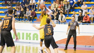 HT Premijer liga, 3. kolo: KK Jazine Arbanasi – GKK Šibenik 36-72 HT Premijer liga, 3. kolo: KK Jazine Arbanasi – GKK Šibenik 36-72