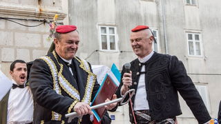 Paški zimski karneval 2017.- Maškarane skupine u karnevalskoj povorci Paški zimski karneval 2017.- Maškarane skupine u karnevalskoj povorci