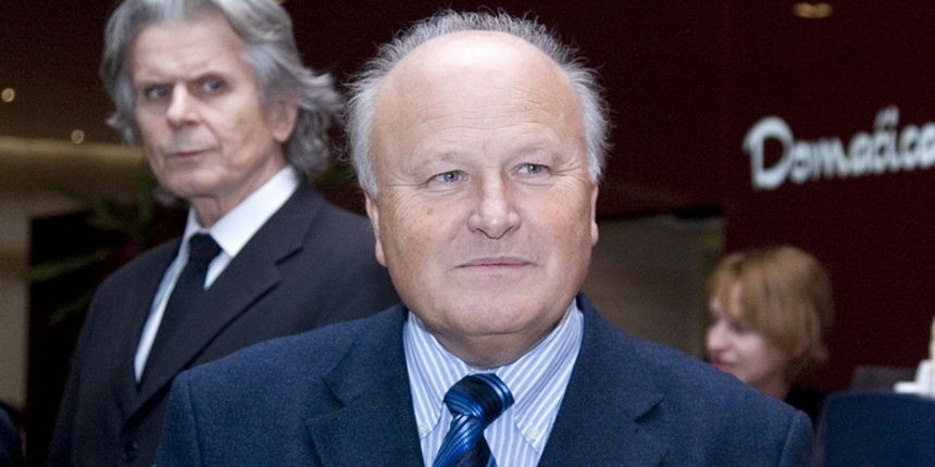 Zagreb, 281211.
Kras, Ravnice.
Na susretu clanova Kluba izvoznika u Krasu odrzao se okrugli stol na temu “Financijska politika Vlade u 2012.”, a glavni gost i uvodnicar je bio ministar financija Slavko Linic.
Na slici: predsjenik Uprave Krasa Damir Bulic