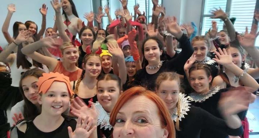 Nena Jurišić Geste