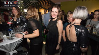 Ludnica u Saturnusu: Najbolji doček u svemiru i šire Ludnica u Saturnusu: Najbolji doček u svemiru i šire