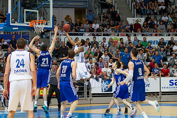 A-1 liga za prvaka, 14. kolo: KK Zadar – KK Cibona 77-78, Foto: Kristijan Orlić A-1 liga za prvaka, 14. kolo: KK Zadar – KK Cibona 77-78, Foto: Kristijan Orlić