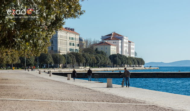 Đir po gradu, srijeda 24. siječnja 2018. Zadarska riva, Sveučilište u Zadru, sunčan dan