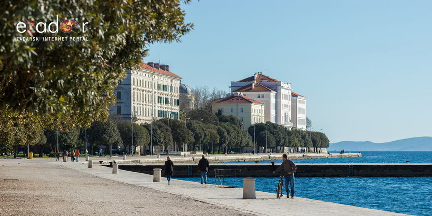 Đir po gradu, srijeda 24. siječnja 2018. Zadarska riva, Sveučilište u Zadru, sunčan dan