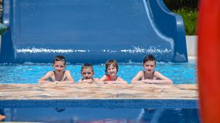 Obitelj Mandić uživa u ljetnim radostima u Zatonu Obitelj Mandić uživa u ljetnim radostima u Zatonu