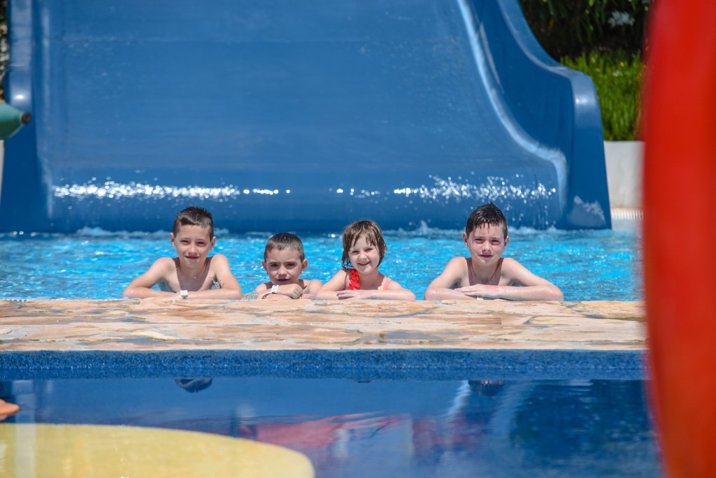 Obitelj Mandić uživa u ljetnim radostima u Zatonu Obitelj Mandić uživa u ljetnim radostima u Zatonu