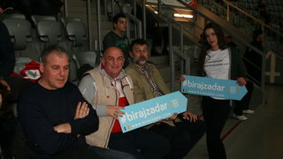 Košarkaši i navijači KK Zadar podržali akciju #birajzadar Košarkaši i navijači KK Zadar podržali akciju #birajzadar