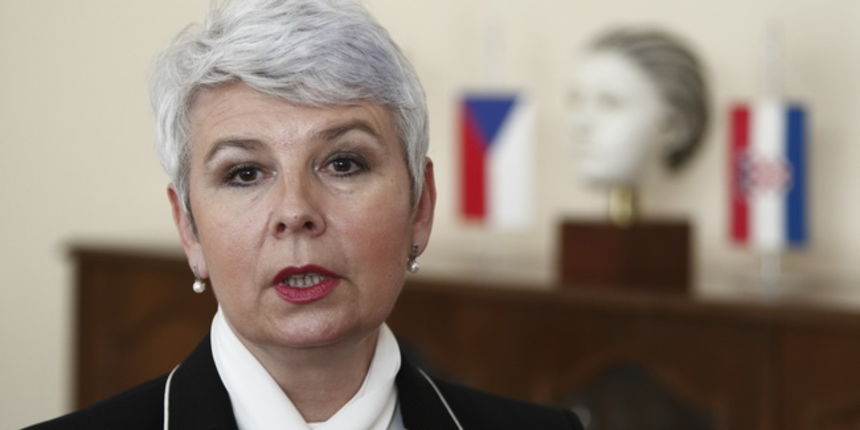 Prag, Ceska Republika, 080410.
Predsjednik SAD-a Barack Obama primio je predsjednicu vlade RH Jadranku Kosor u americkoj rezidenciji u Pragu, povodom svecane vecere nakon potpisivanja sporazuma New Start Treaty izmedju Amerike i Rusije. 
Na slici: Kosor d