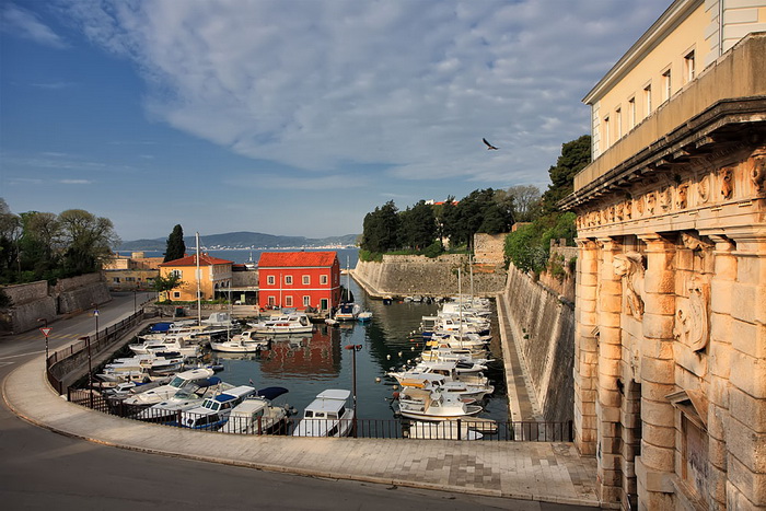 Nedjeljna skitnja gradom 28. travnja 2013. Foto: Roberto Lerga Nedjeljna skitnja gradom 28. travnja 2013. Foto: Roberto Lerga