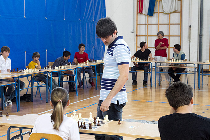 Bibinje: Alternativna sahovska simultanka 13. svibnja 2011, Foto: leo Banic Bibinje: Alternativna sahovska simultanka 13. svibnja 2011, Foto: leo Banic