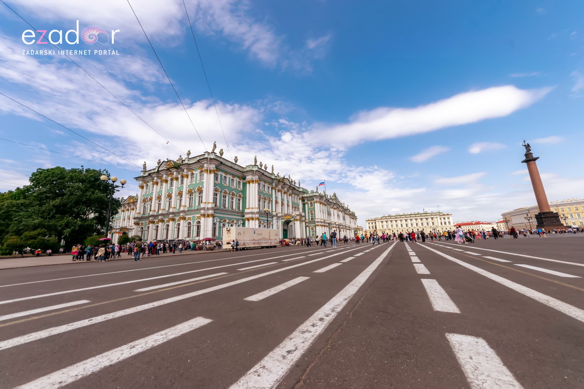 Đir po čudesno lijepom St. Petersburgu Đir po čudesno lijepom St. Petersburgu
