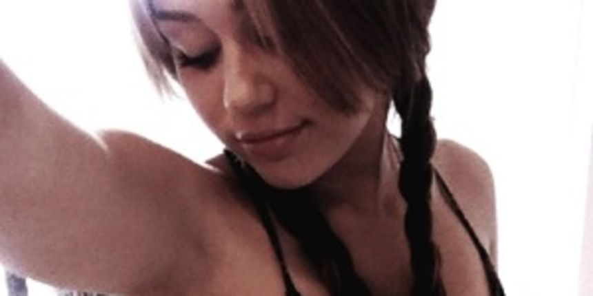 Miley Cyrus ( foto Twitter) Miley Cyrus ( foto Twitter)