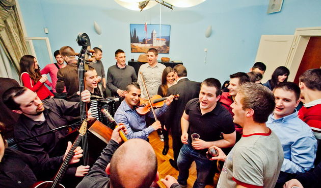 Pakoška večer u klubu Zadrana