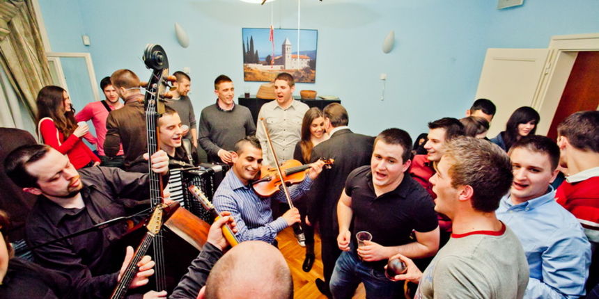 Pakoška večer u klubu Zadrana