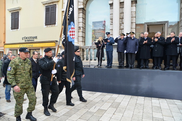Svečani mimohod postrojbi u povodu proslave 23. obljetnice VRO Maslenica. Foto: Iva Perinčić