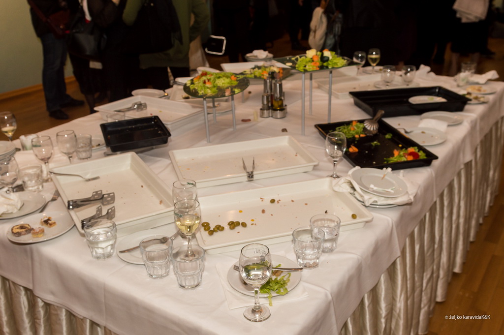 Simfonijski orkestar HRT-a pod ravnjanjem Enrica Dinda otvorio koncertnu sezonu u Zadru Simfonijski orkestar HRT-a pod ravnjanjem Enrica Dinda otvorio koncertnu sezonu u Zadru