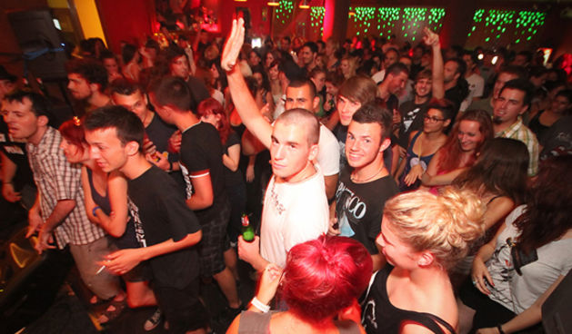 Postolar Tripper u Q Bar-u (foto:Saša Čuka)