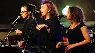 Zadar, 28.06.2013. snimio: Nenad Marčev, 
19. Zadarsko kazališno ljeto 
Zagrebačka filharmonija 
SALSA FILARMÓNICA 
Dirigent: Alan Bjelinski 
Nastupili: Ricardo Luque 
Olvido Ruiz Castellanos (Kuba) 
Poljana Šime Budinića