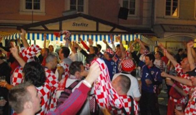 Hrvatski navijači (Foto: Index.hr)