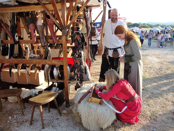 10. jubilarni povijesno-scenski spektakl “Dani Vitezova vranskih” u Vrani. Foto: Gordana Šarić 10. jubilarni povijesno-scenski spektakl “Dani Vitezova vranskih” u Vrani. Foto: Gordana Šarić