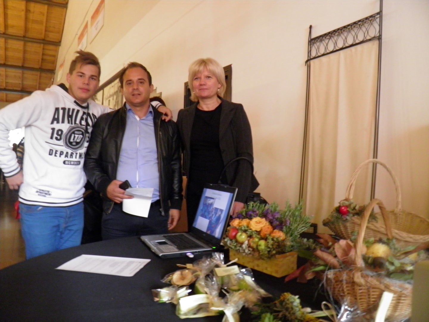 Svjetski dan jabuka na Narodnom trgu Svjetski dan jabuka na Narodnom trgu