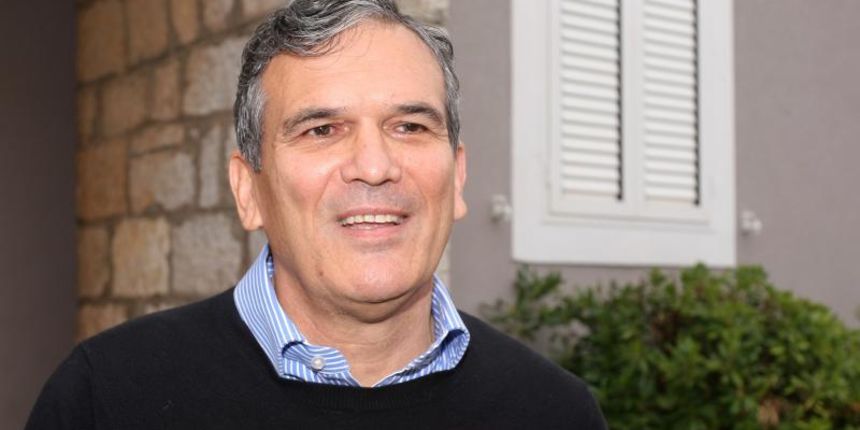 SDP-ov kandidat za gradonacelnika Ivo Bilic glasovao je na izbornom mjestu Diklo sa svojom suprugom. Photo: Dino Stanin/PIXSELL SDP-ov kandidat za gradonacelnika Ivo Bilic glasovao je na izbornom mjestu Diklo sa svojom suprugom. Photo: Dino Stanin/PIXSELL