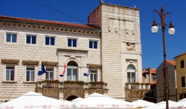 Narodni trg – Gradska uprava(Foto: tzzadar.hr)