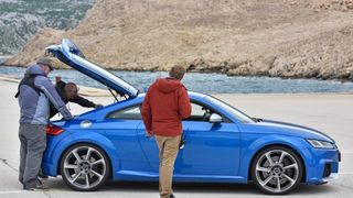 Jeremy Clarkson i Richard Hammond snimali u pritaništu Žigljen na Pagu