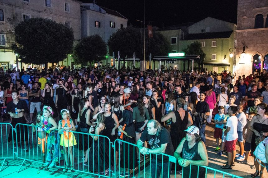 Paški Ljetni karneval 2017