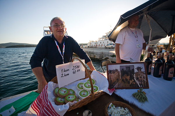 Biograd: 5. Eno-eko-gastro-etno stol (Foto:Saša Čuka)