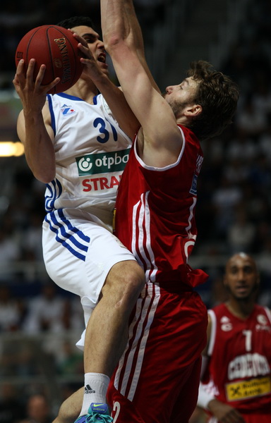 Zagreb, 180513.
Dvorana Kresimira Cosica. Kosarkaska utakmica polufinala doigravanja za prvaka Hrvatske (1 utakmica) izmedju KK Zadar i KK Cedevita.
Na fotografiji: igrac Zadra Goran Vrbanc.
Foto: Jure Miskovic / CROPIX Zagreb, 180513.
Dvorana Kresimira Cosica. Kosarkaska utakmica polufinala doigravanja za prvaka Hrvatske (1 utakmica) izmedju KK Zadar i KK Cedevita.
Na fotografiji: igrac Zadra Goran Vrbanc.
Foto: Jure Miskovic / CROPIX