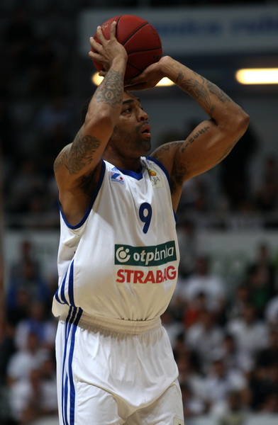 Zagreb, 180513.
Dvorana Kresimira Cosica. Kosarkaska utakmica polufinala doigravanja za prvaka Hrvatske (1 utakmica) izmedju KK Zadar i KK Cedevita.
Na fotografiji: igrac Zadra Romeo Travis.
Foto: Jure Miskovic / CROPIX Zagreb, 180513.
Dvorana Kresimira Cosica. Kosarkaska utakmica polufinala doigravanja za prvaka Hrvatske (1 utakmica) izmedju KK Zadar i KK Cedevita.
Na fotografiji: igrac Zadra Romeo Travis.
Foto: Jure Miskovic / CROPIX