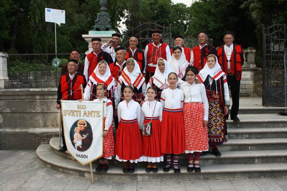 smotra folklora; etno dani