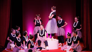 Igrajmo se: Zabranjeno mlađima od 15 strana A