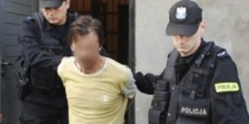 Privođenje Bartosiuka (Foto: dnevnik.hr)