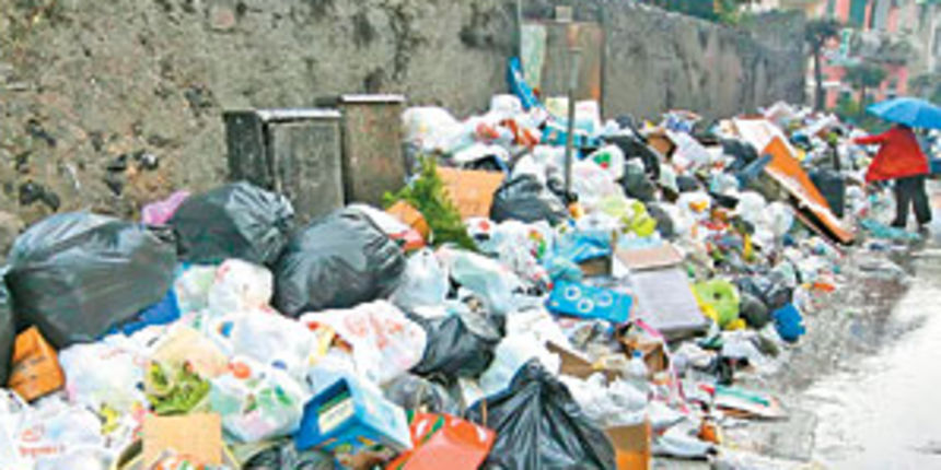 Otpad – plastične vrećice (Foto: Vjesnik)