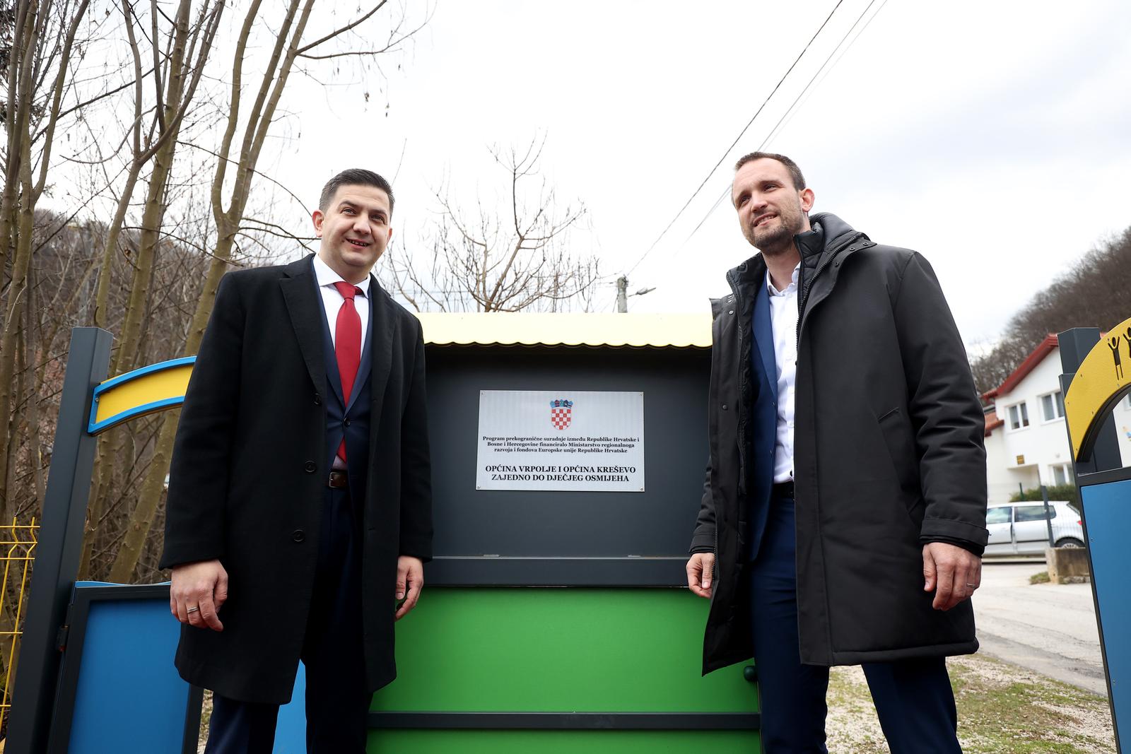 Ministar Šime Erlić obišao poslovnu zonu i vrtić u Kreševu