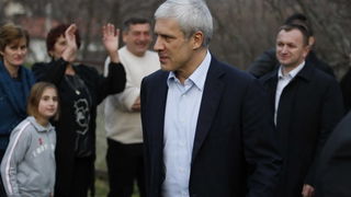 Gracac, 251110.
Danas popodne predsjednik Srbije Boris Tadic i predsjenik Hrvatske Ivo Josipovic posjetili su Gracac i sajam tradicijskih proizvoda i obrta pod nazivom Jesen u Gracacu.
Foto: Jure Miskovic / CROPIX Gracac, 251110.
Danas popodne predsjednik Srbije Boris Tadic i predsjenik Hrvatske Ivo Josipovic posjetili su Gracac i sajam tradicijskih proizvoda i obrta pod nazivom Jesen u Gracacu.
Foto: Jure Miskovic / CROPIX