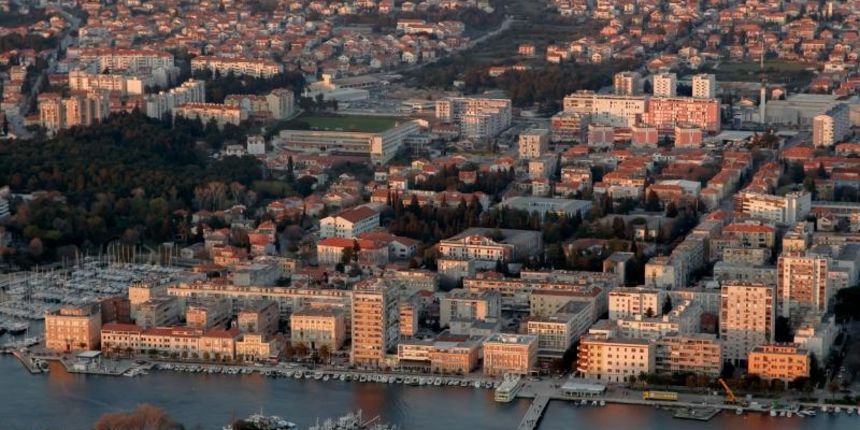 Zadar iz zraka. Branimirova obala, Melada i Voštarnica. Foto. Dino Stanin/PIXSELL Zadar iz zraka. Branimirova obala, Melada i Voštarnica. Foto. Dino Stanin/PIXSELL