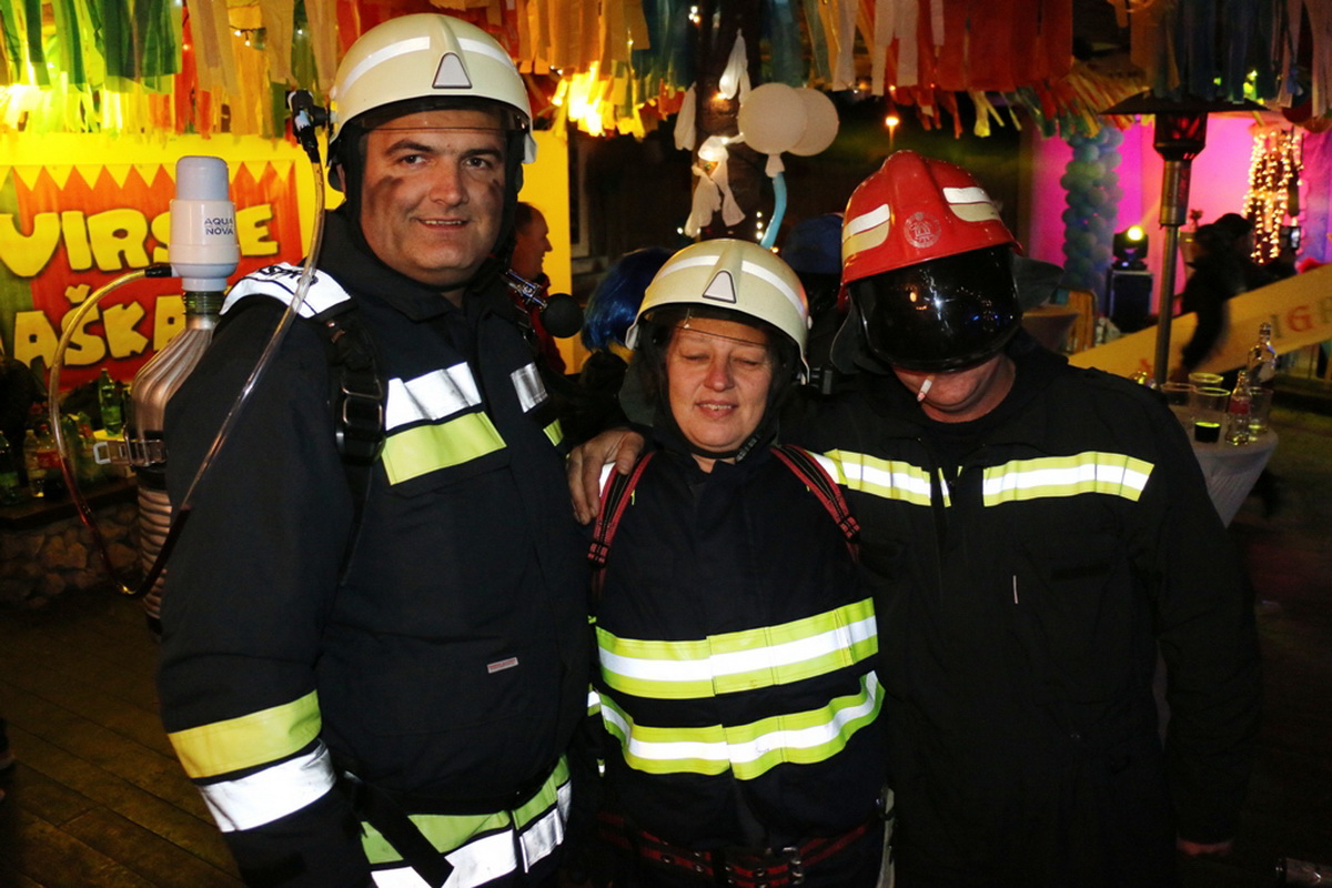 Karnevalske igre: Slovenski “lopovi” odnijeli pregršt zlata s Vira