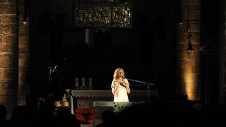 Sinoc je u crkvi Sv. Sime odrzan koncert duhovne glazbe Tatjane Matejas Cameron poznate kao Tajci i zbora Apostoli mira. Na fotografiji: Tajci Foto: Luka Gerlanc / CROPIX Sinoc je u crkvi Sv. Sime odrzan koncert duhovne glazbe Tatjane Matejas Cameron poznate kao Tajci i zbora Apostoli mira. Na fotografiji: Tajci Foto: Luka Gerlanc / CROPIX