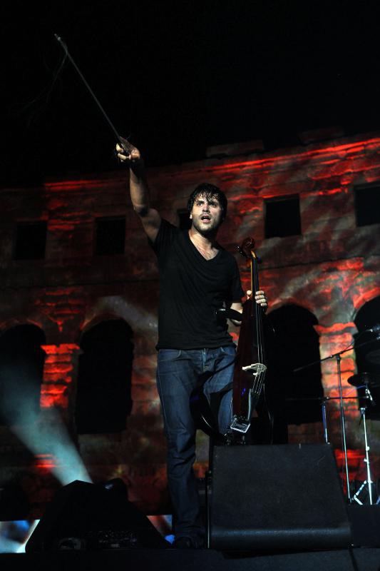 2CELLOS održali koncert u pulskoj Areni i oduševili 5 tisuća fanova, Foto: Duško Marušić/PIXSELL
