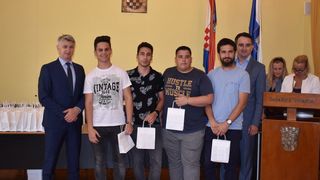 Prijem za nagrađivane učenike osnovnih i srednjh škola